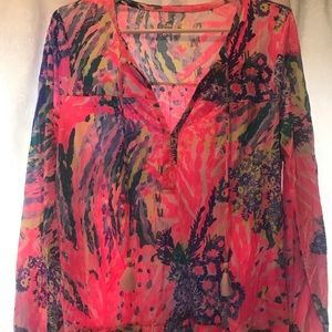 Light weight long sleeve lilly top